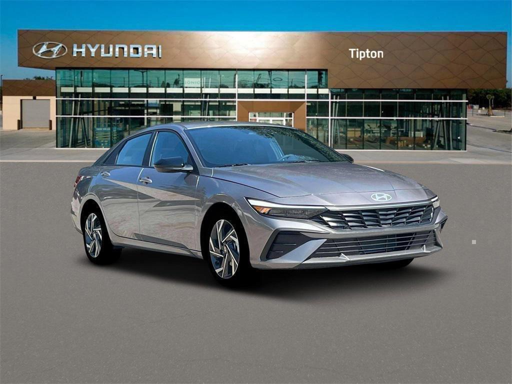 2025 Hyundai Elantra SEL Sport photo 2