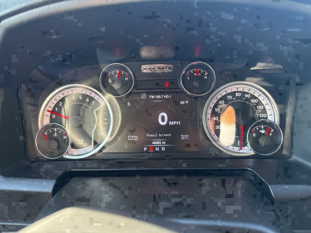 2023 Ram 1500 Classic SLT photo 7