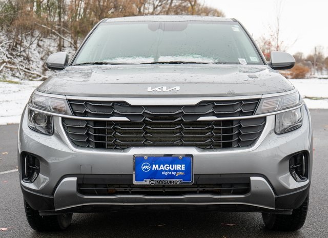 2024 Kia Seltos LX photo 3