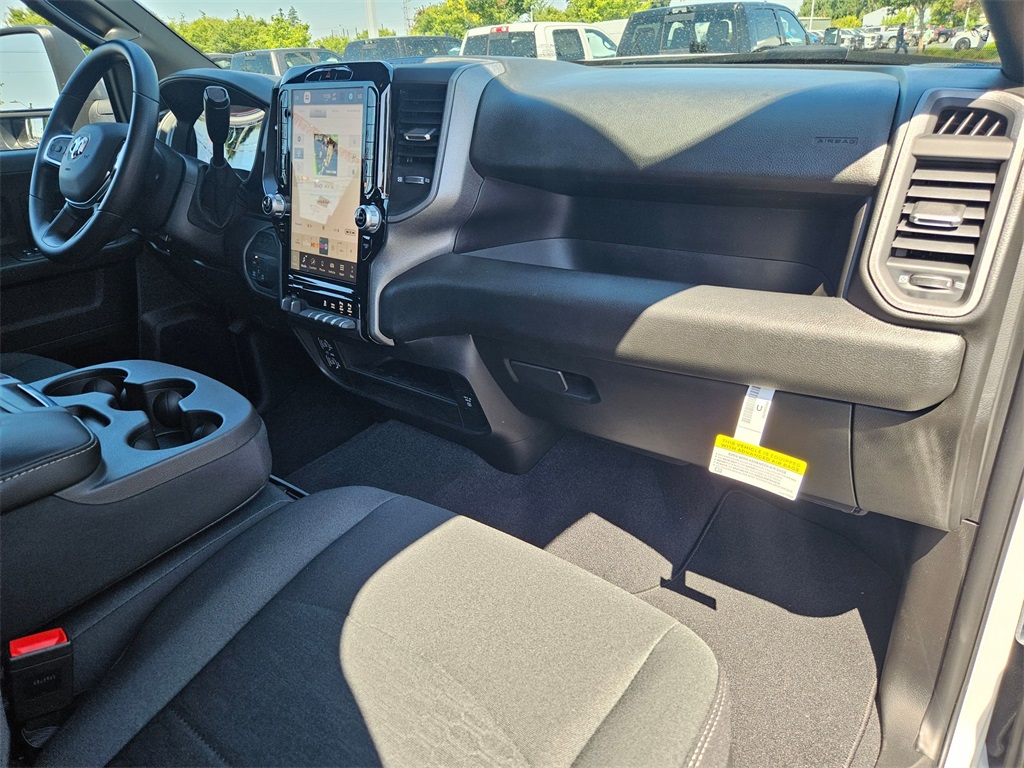 2025 Ram 2500 Tradesman photo 32