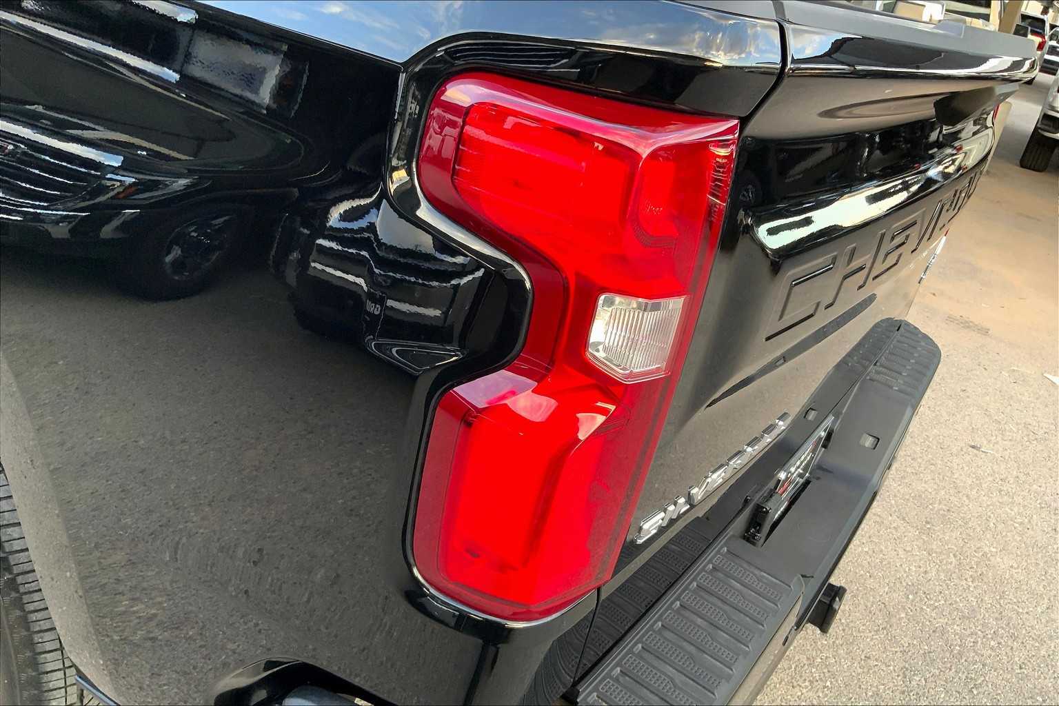 2024 Chevrolet Silverado 1500 High Country photo 49