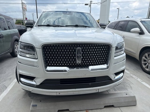 2021 Lincoln Navigator Reserve photo 2