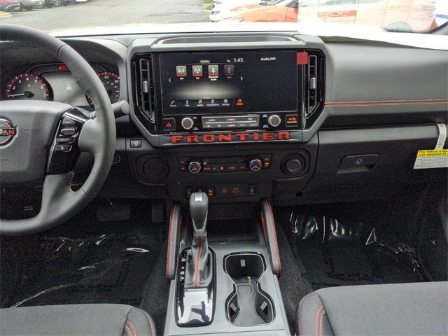 2025 Nissan Frontier PRO-X photo 11