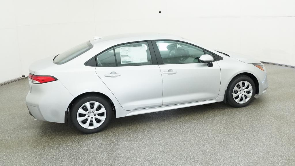 2025 Toyota Corolla LE photo 24
