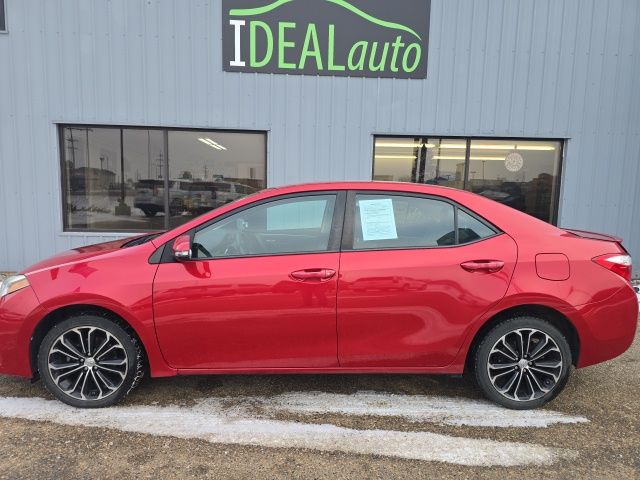 2015 Toyota Corolla S Plus's photo