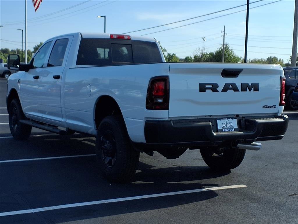 2025 Ram 3500 Tradesman photo 4