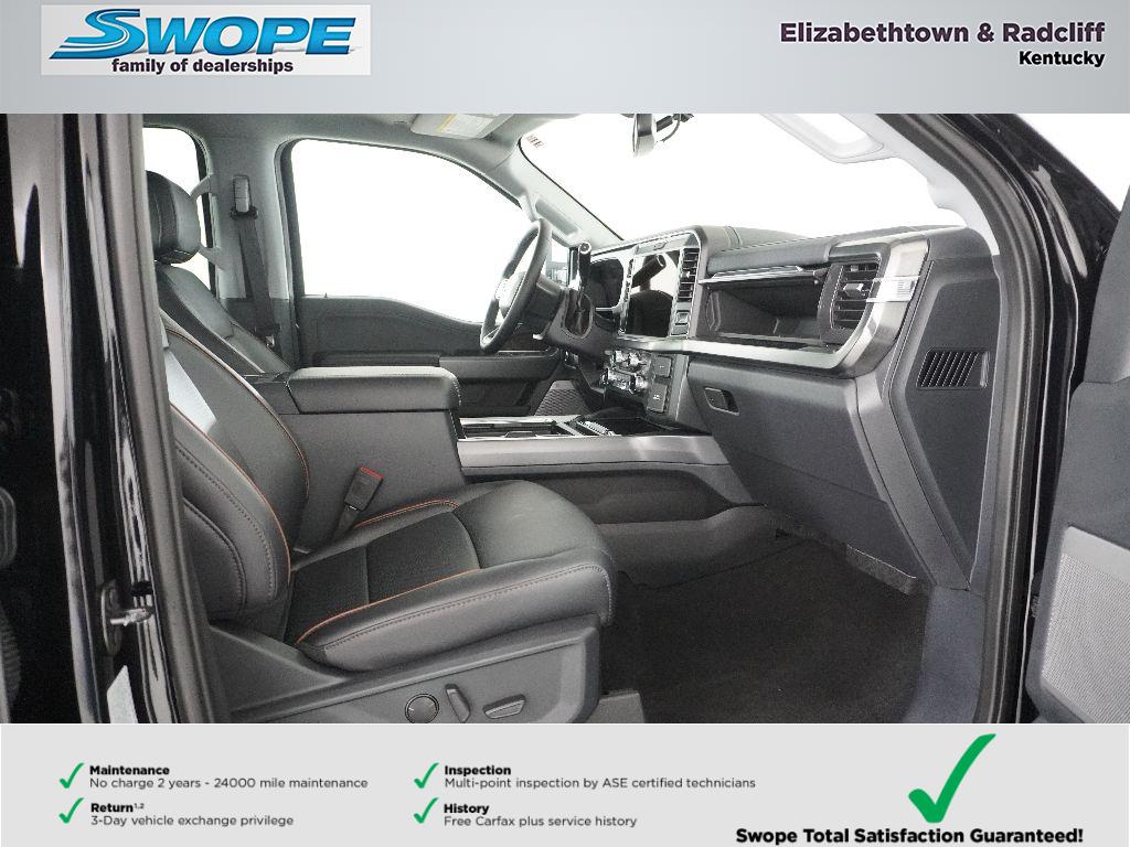 2025 Ford F-350 Lariat photo 16