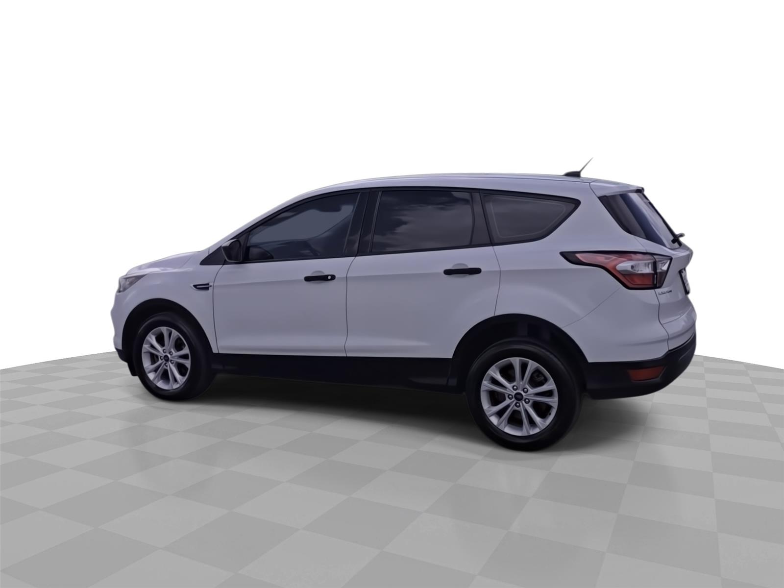 2018 Ford Escape S photo 5