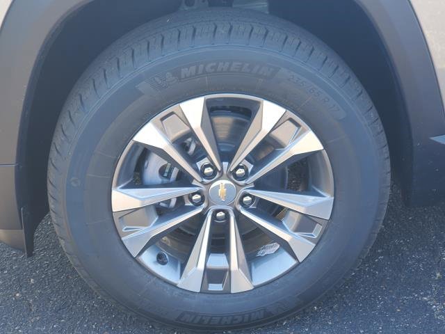 2026 Chevrolet Equinox LT photo 5