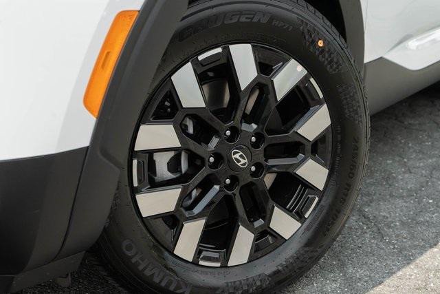 2026 Hyundai Santa Cruz SEL Activity photo 2