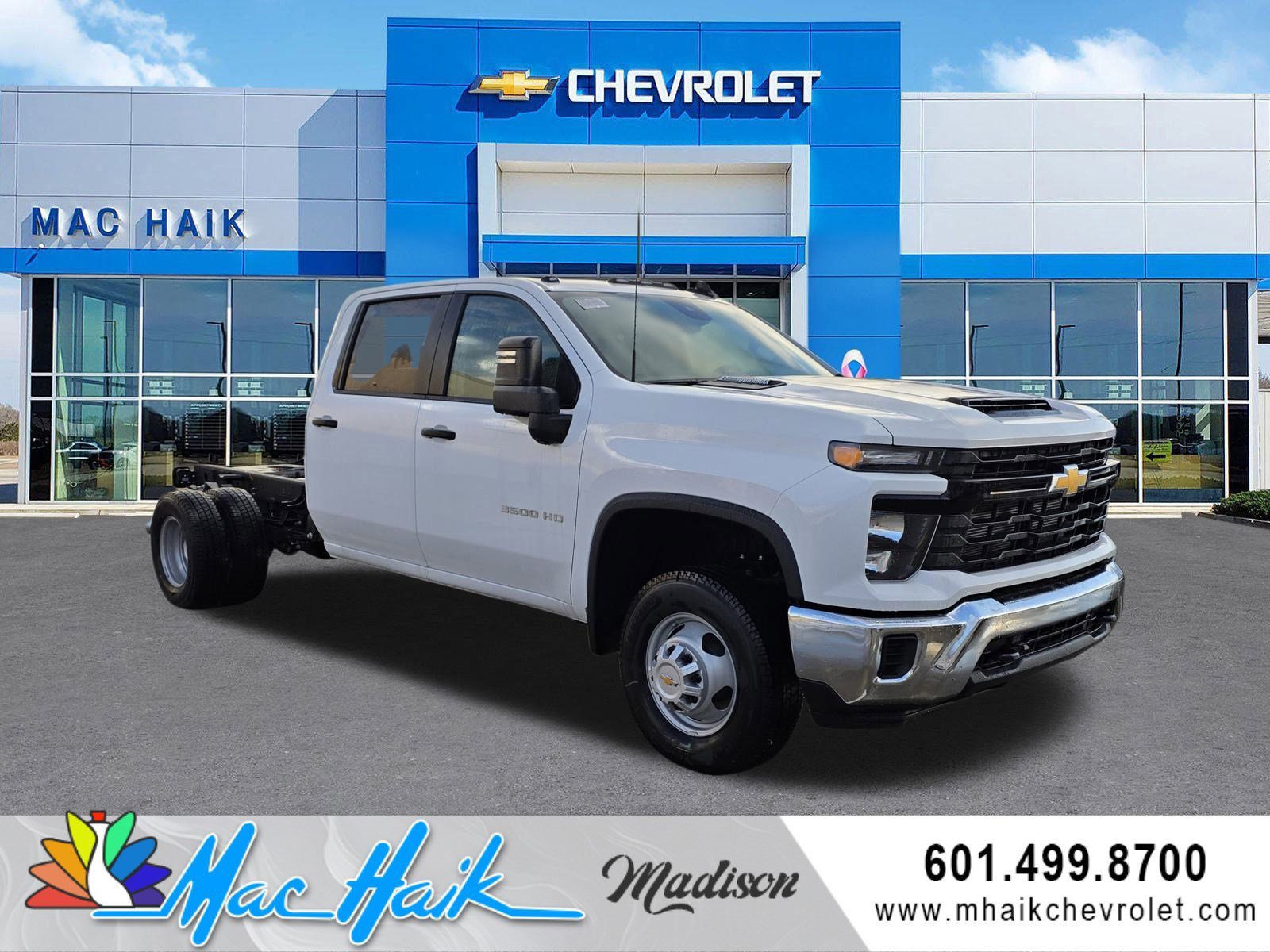 2025 Chevrolet Silverado 3500HD Work Truck's photo