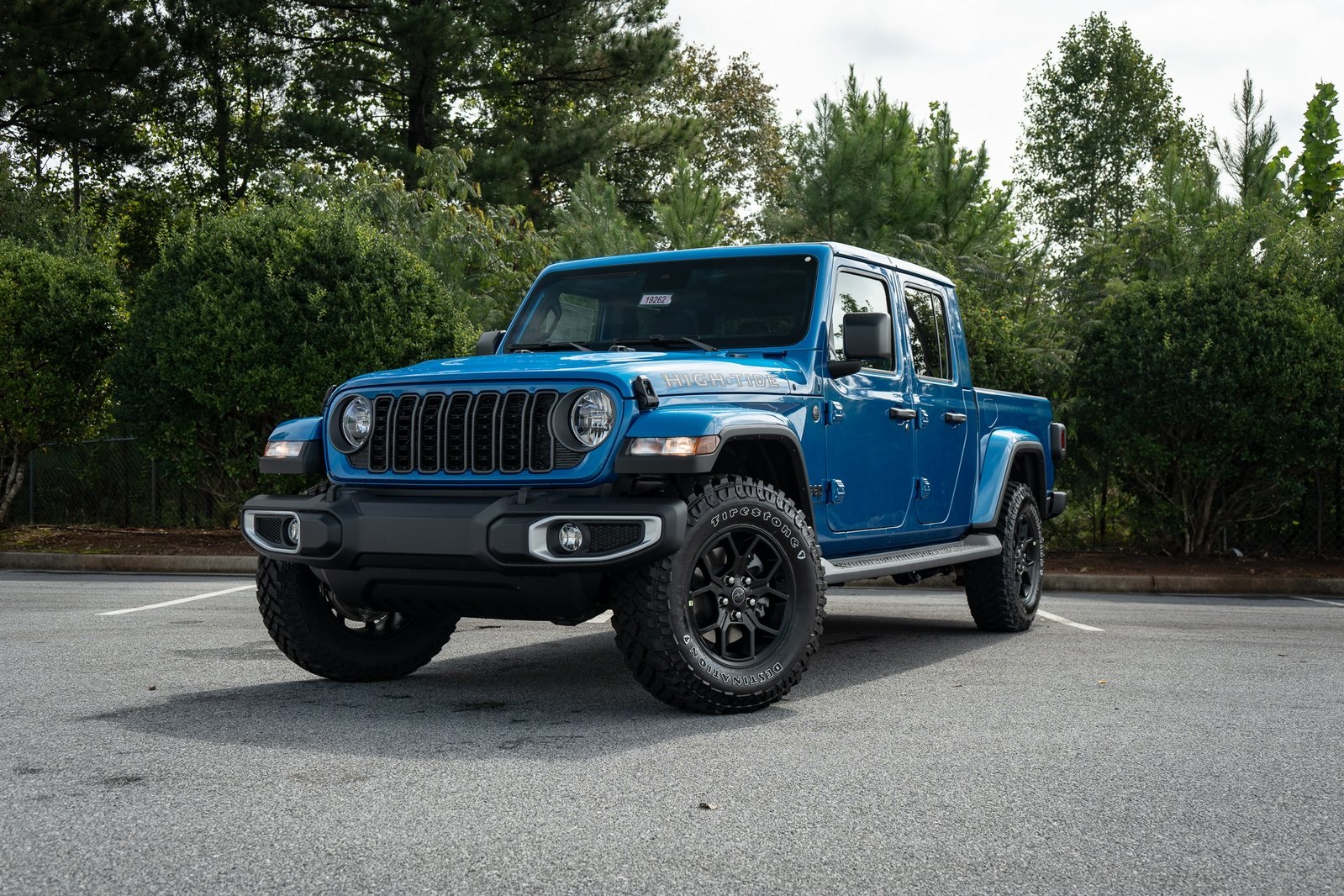 2025 Jeep Gladiator High Tide's photo