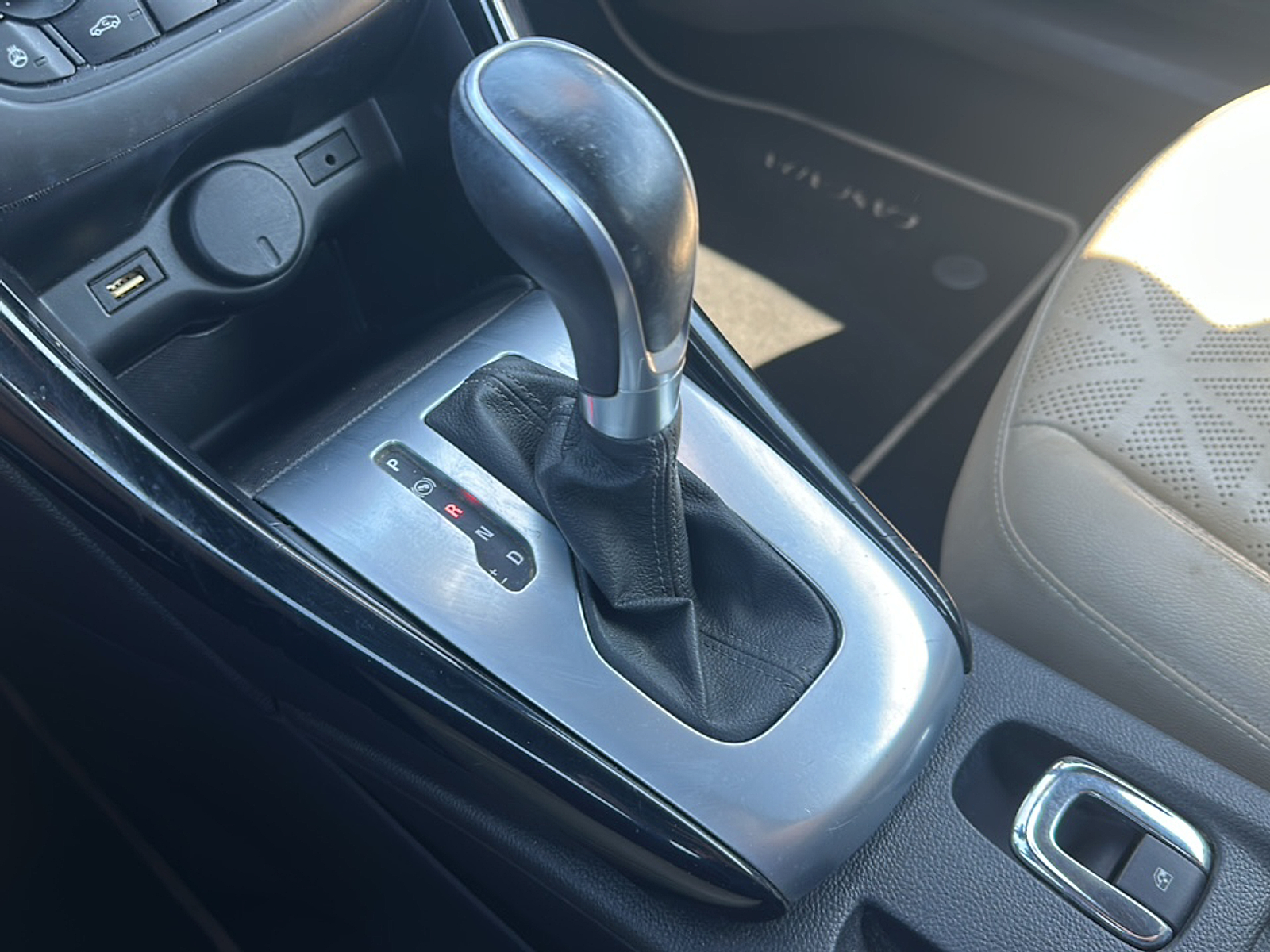2016 Buick Cascada Premium photo 11