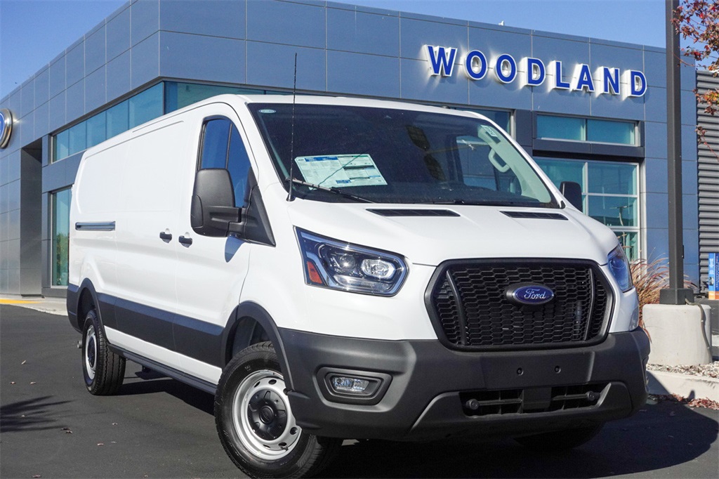 2025 Ford Transit Van Base's photo