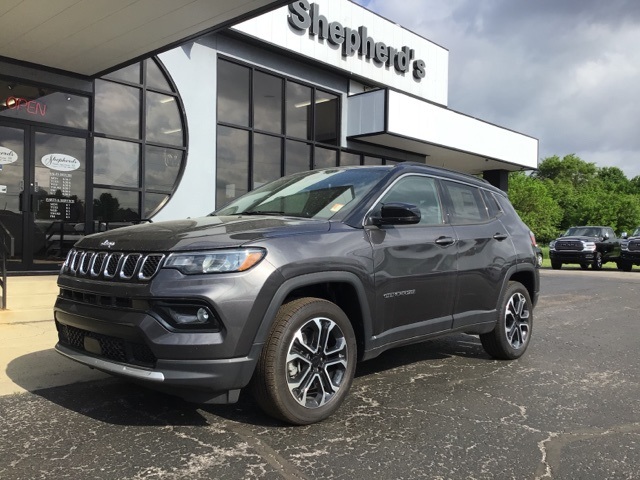 2024 Jeep Compass Limited photo 2