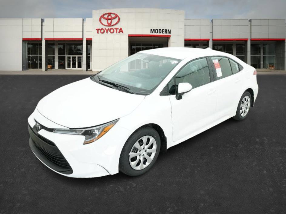 2026 Toyota Corolla LE's photo