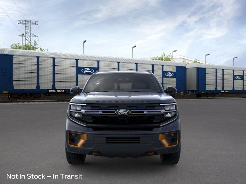 2025 Ford Expedition photo 3