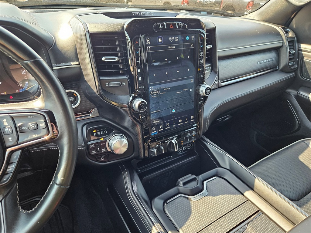 2023 Ram 1500 Limited photo 17