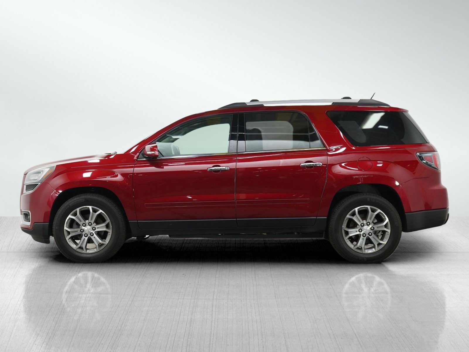Used 2014 GMC Acadia SLT2 with VIN 1GKKRSKD3EJ240918 for sale in Burnsville, Minnesota