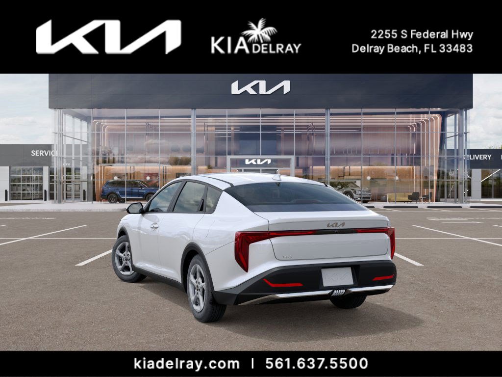 2025 Kia K4 LXS photo 4