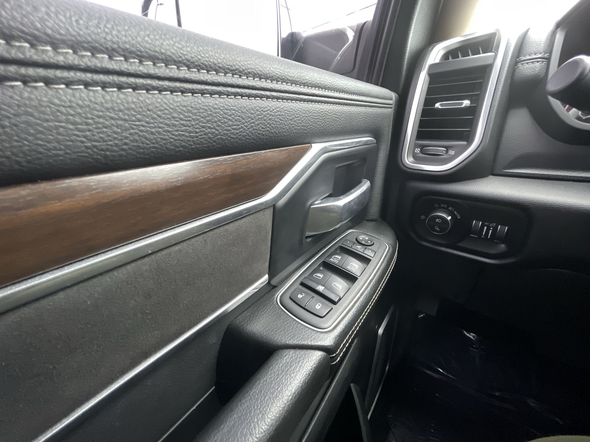 2022 Ram 2500 Laramie photo 50