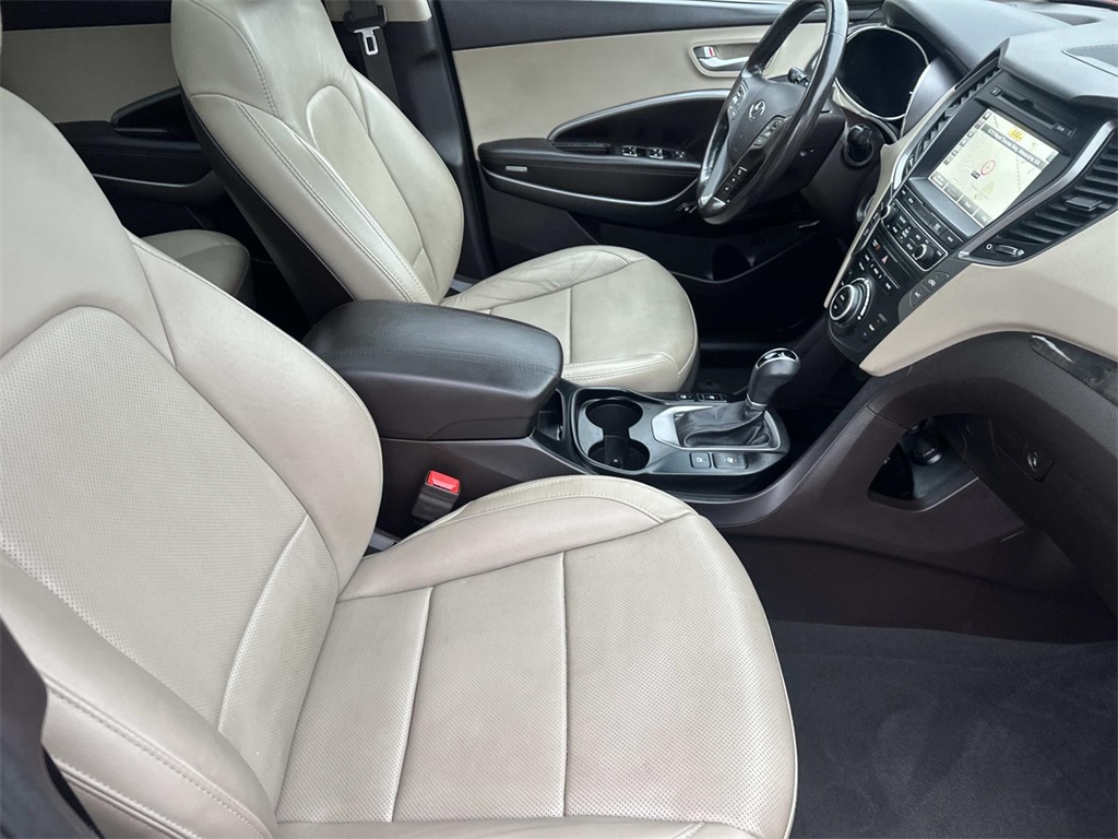 2017 Hyundai Santa Fe Sport Base photo 12