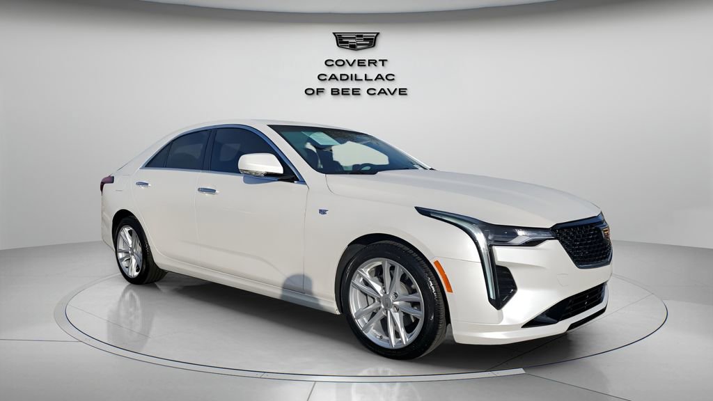 2023 Cadillac CT4 Luxury's photo