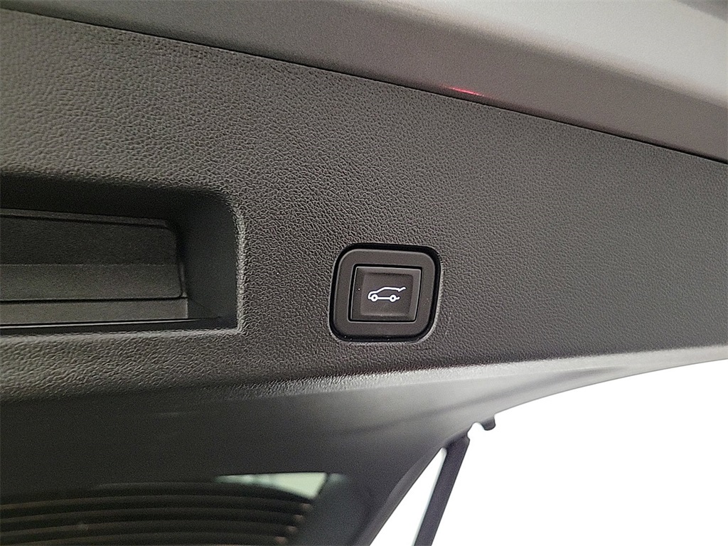 2025 CHEVROLET TRAVERSE - Image 23