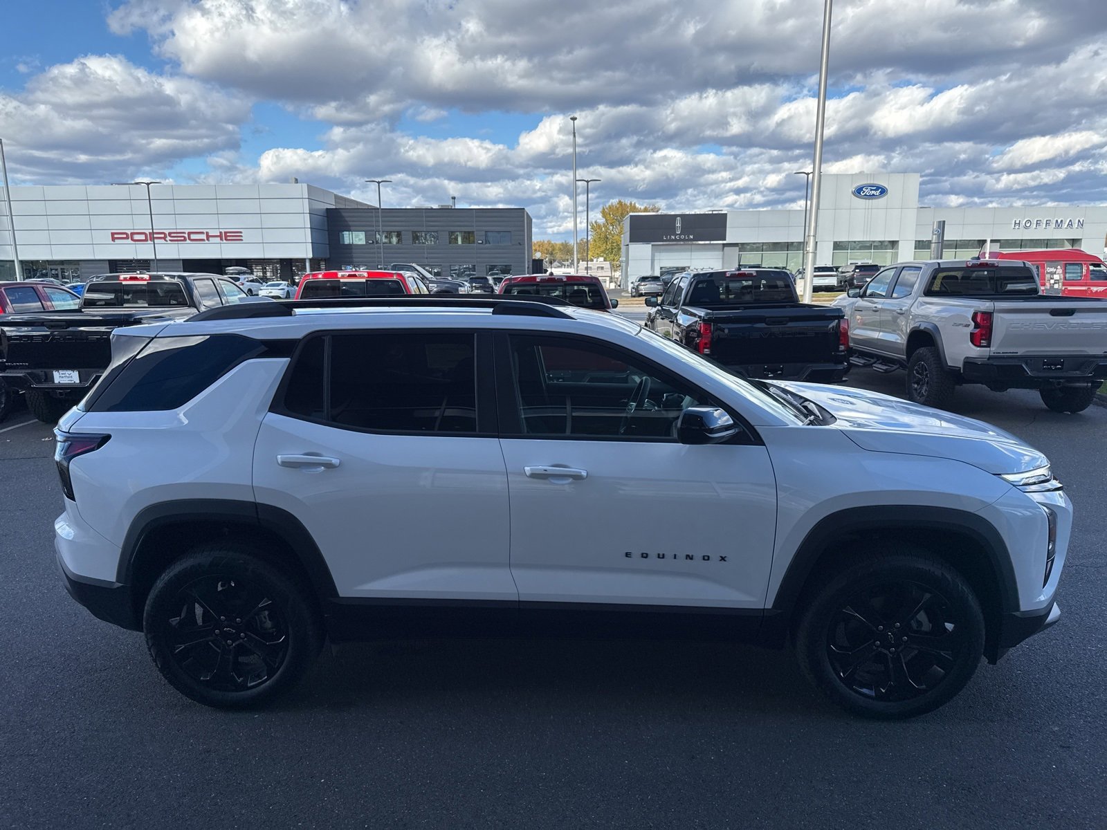 2026 Chevrolet Equinox LT photo 3