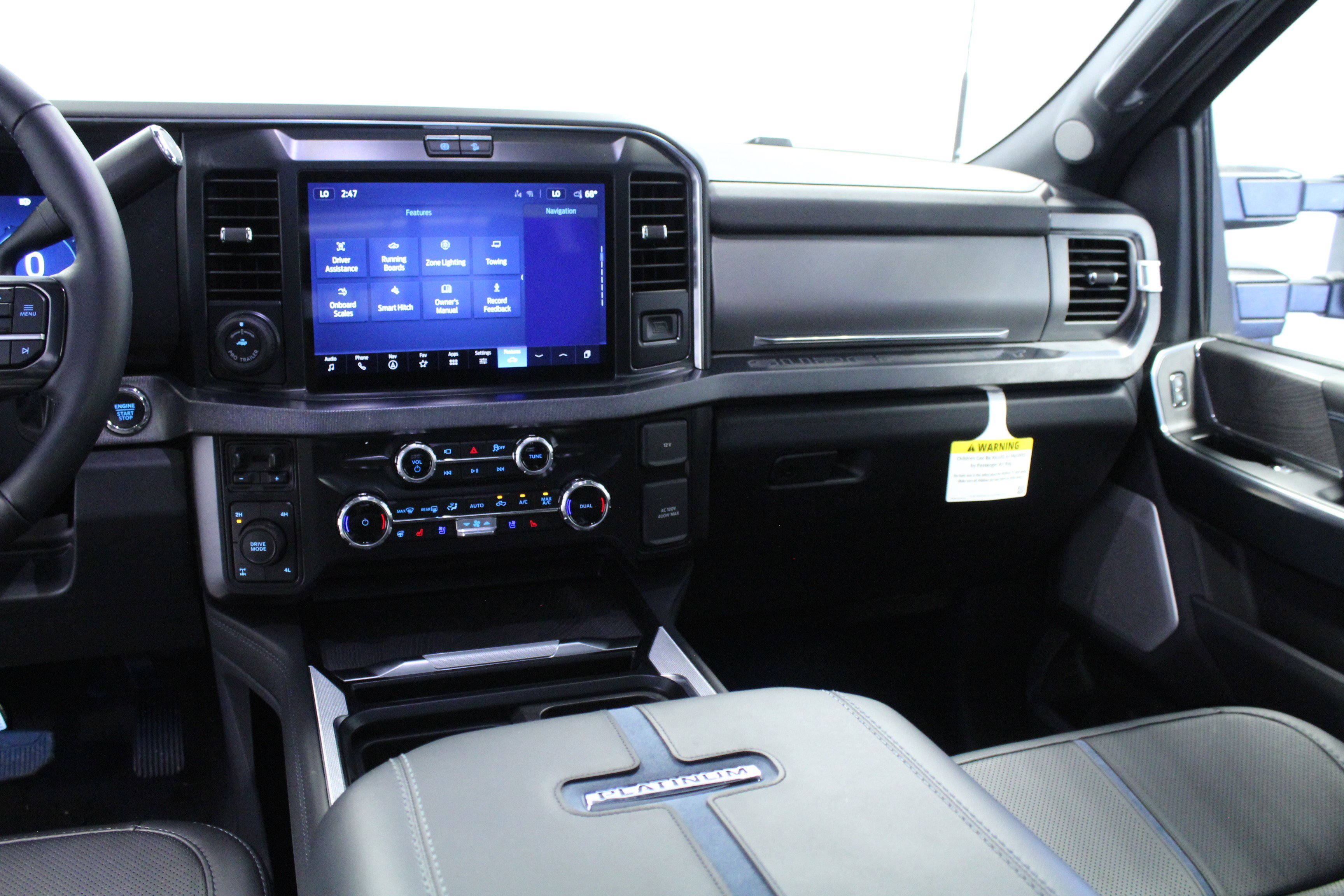 2025 Ford F-250 Lariat photo 16