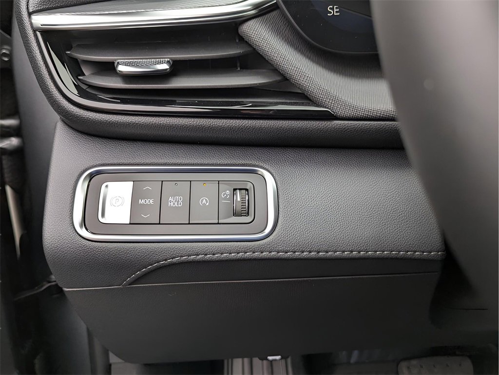 2025 Buick Enclave Sport Touring photo 13