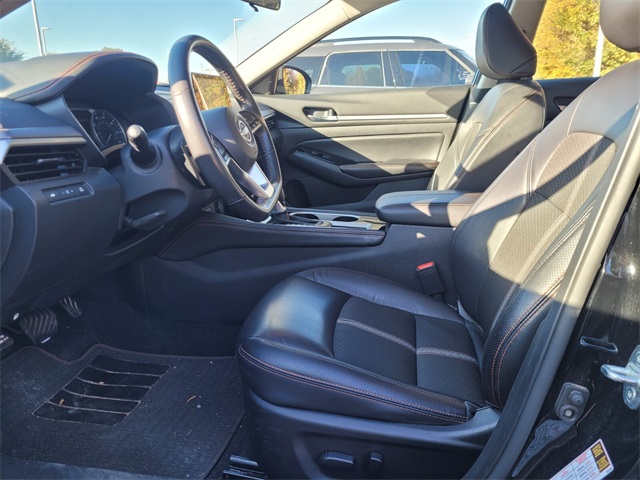 2024 Nissan Altima 2.5 SR photo 4