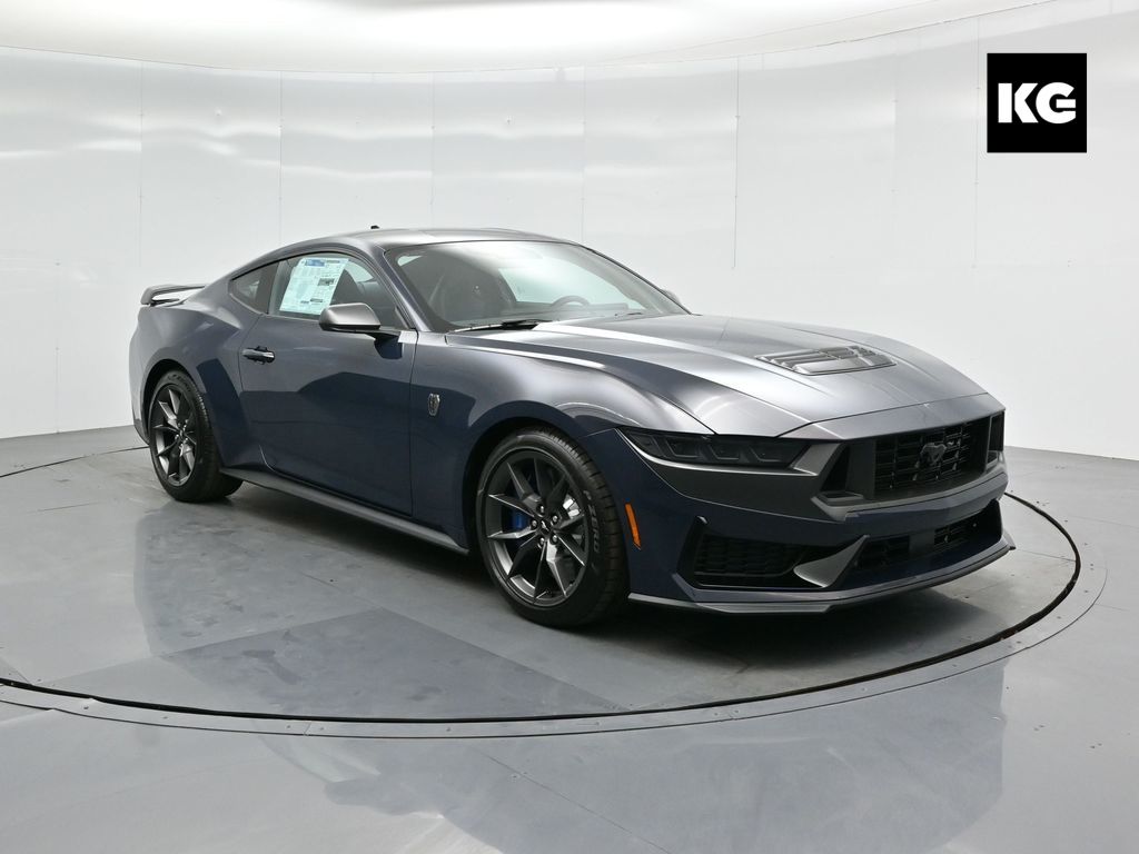 2025 Ford Mustang Dark Horse's photo