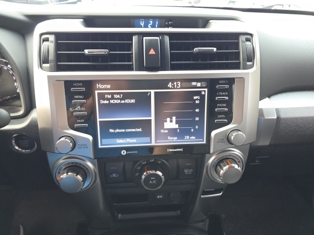 2022 Toyota 4Runner SR5 photo 18