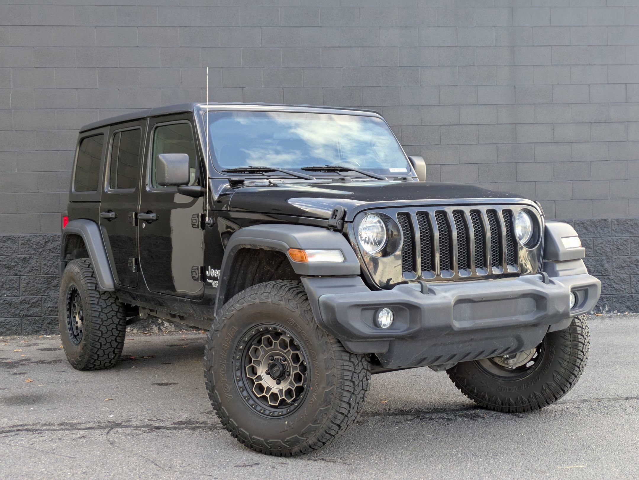 2020 Jeep Wrangler Unlimited Sport S photo 3