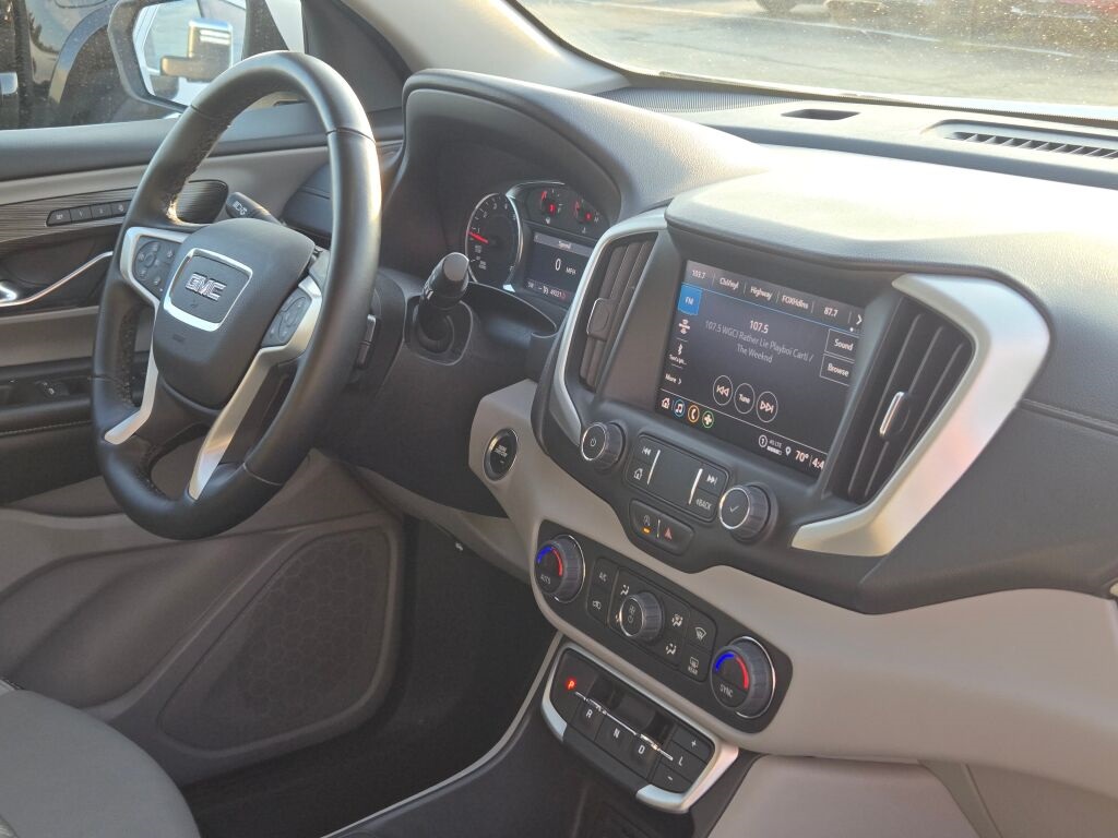2024 Gmc Terrain SLT photo 4