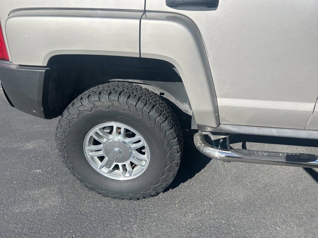 2007 Hummer H3 Base photo 11