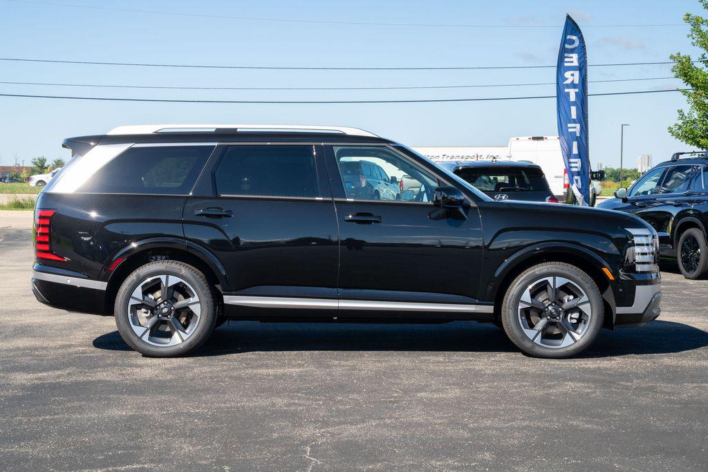 2026 Hyundai Palisade Limited photo 17