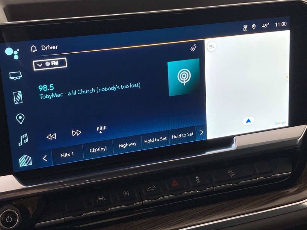 2024 Chevrolet Silverado 1500 RST photo 3