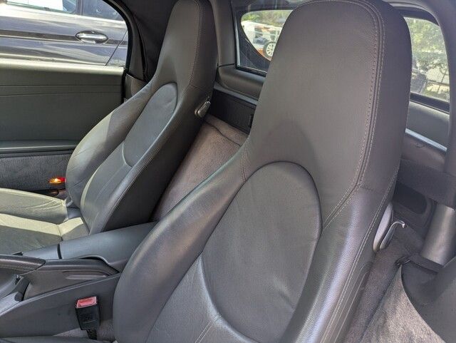 2005 Porsche Boxster Base photo 12