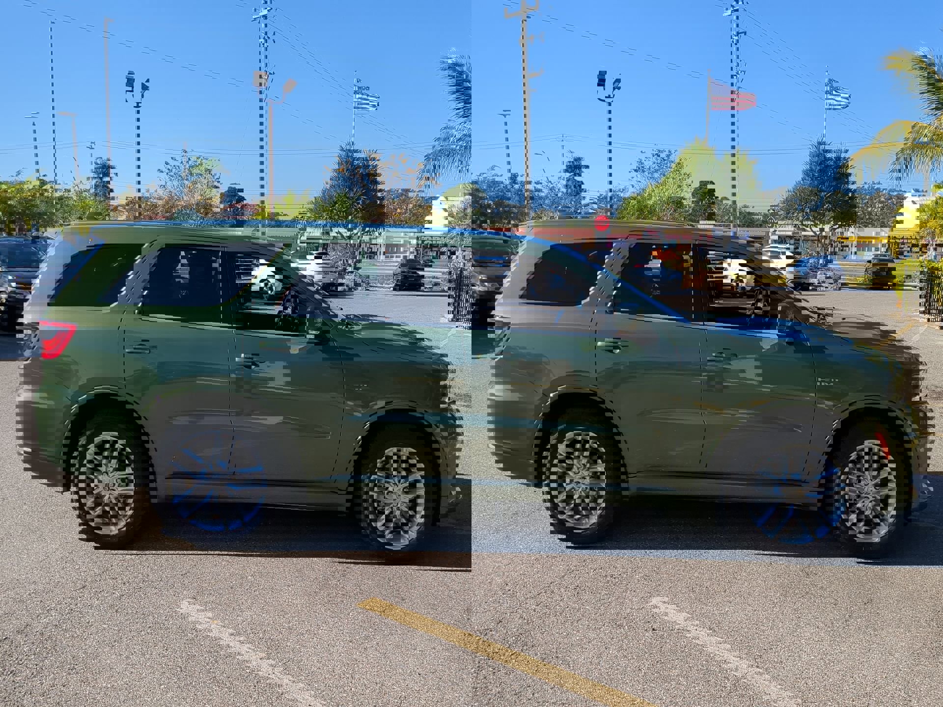 2022 Dodge Durango R/T photo 3