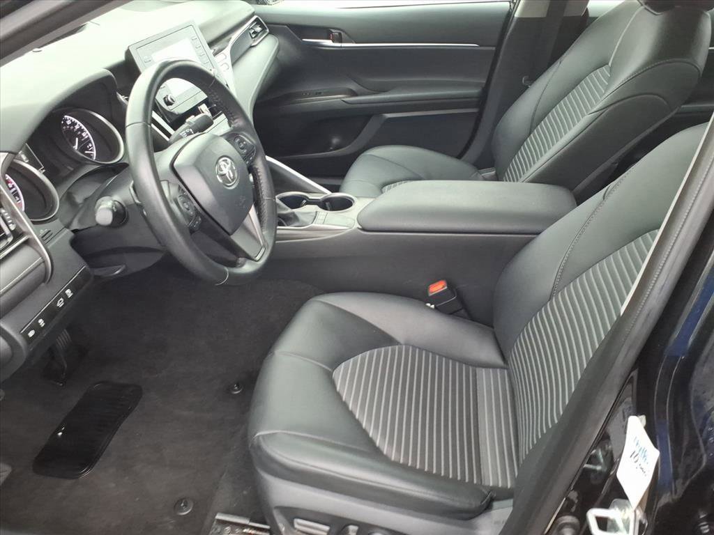 2024 Toyota Camry SE photo 4