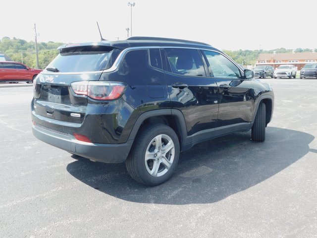 2024 Jeep Compass North Edition Latitude photo 6