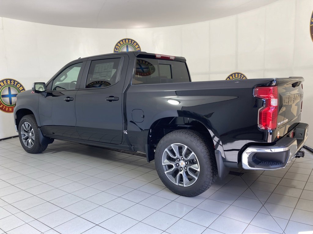 2026 Chevrolet Silverado 1500 LT photo 7