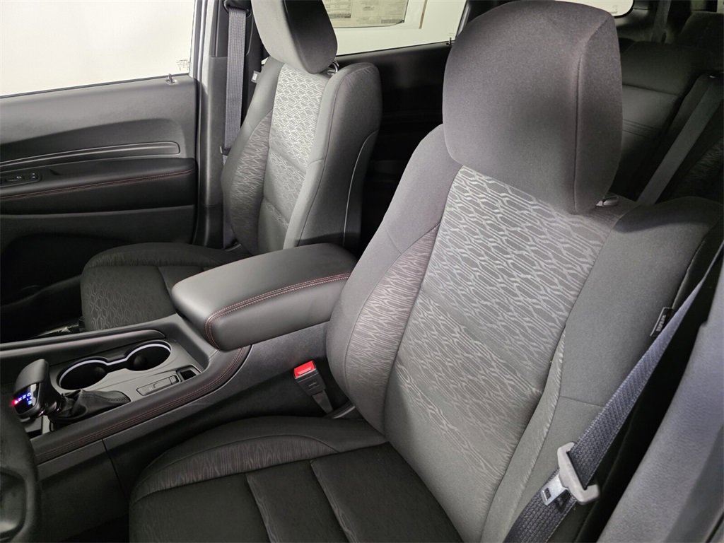 2025 Dodge Durango R/T photo 9