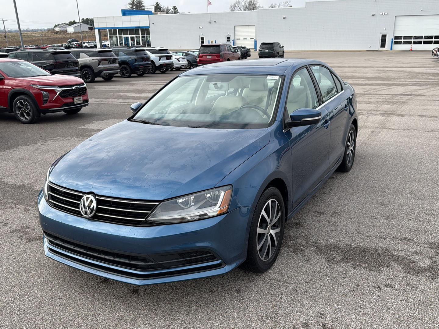 Used 2017 Volkswagen Jetta SE with VIN 3VWB67AJ7HM387269 for sale in Salem, IN