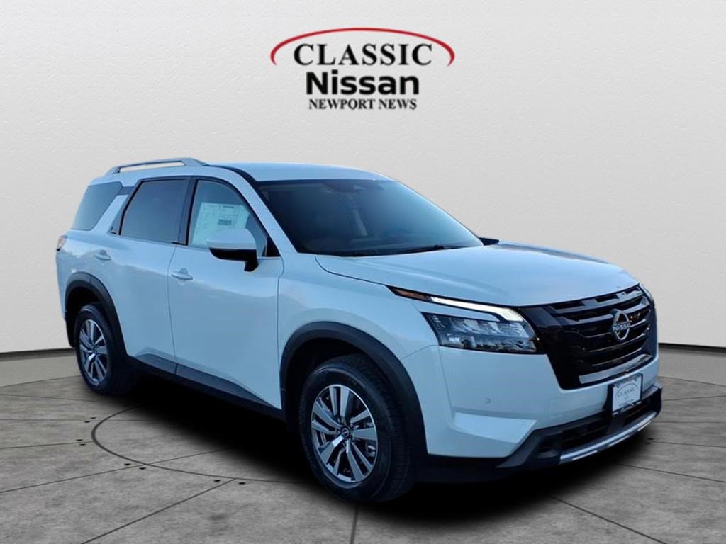 2025 Nissan Pathfinder SL's photo
