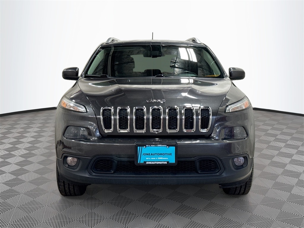 Used 2015 Jeep Cherokee Latitude with VIN 1C4PJMCS4FW773236 for sale in Eau Claire, WI