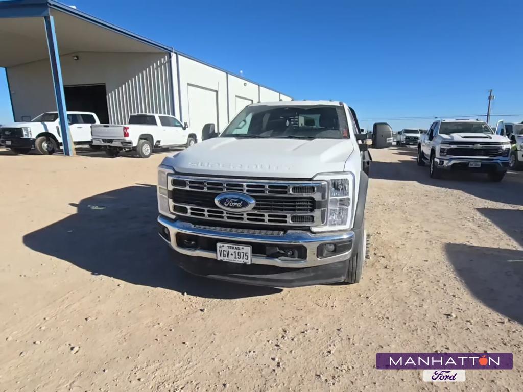 2024 Ford F-550 Super Duty Chassis Cab XLT's photo