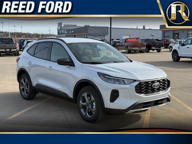 2026 Ford Escape ST-Line's photo